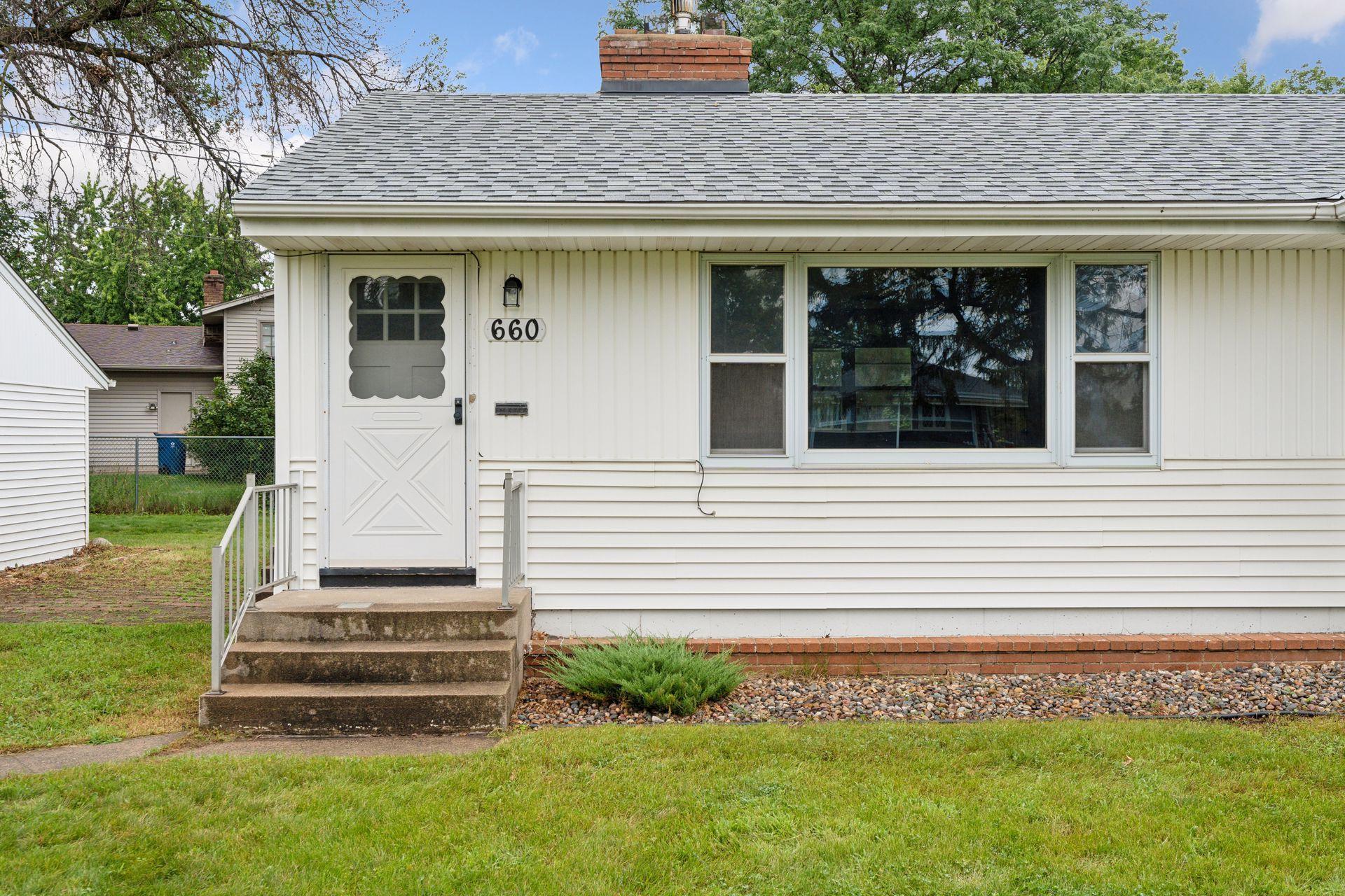 660 E 100th Street