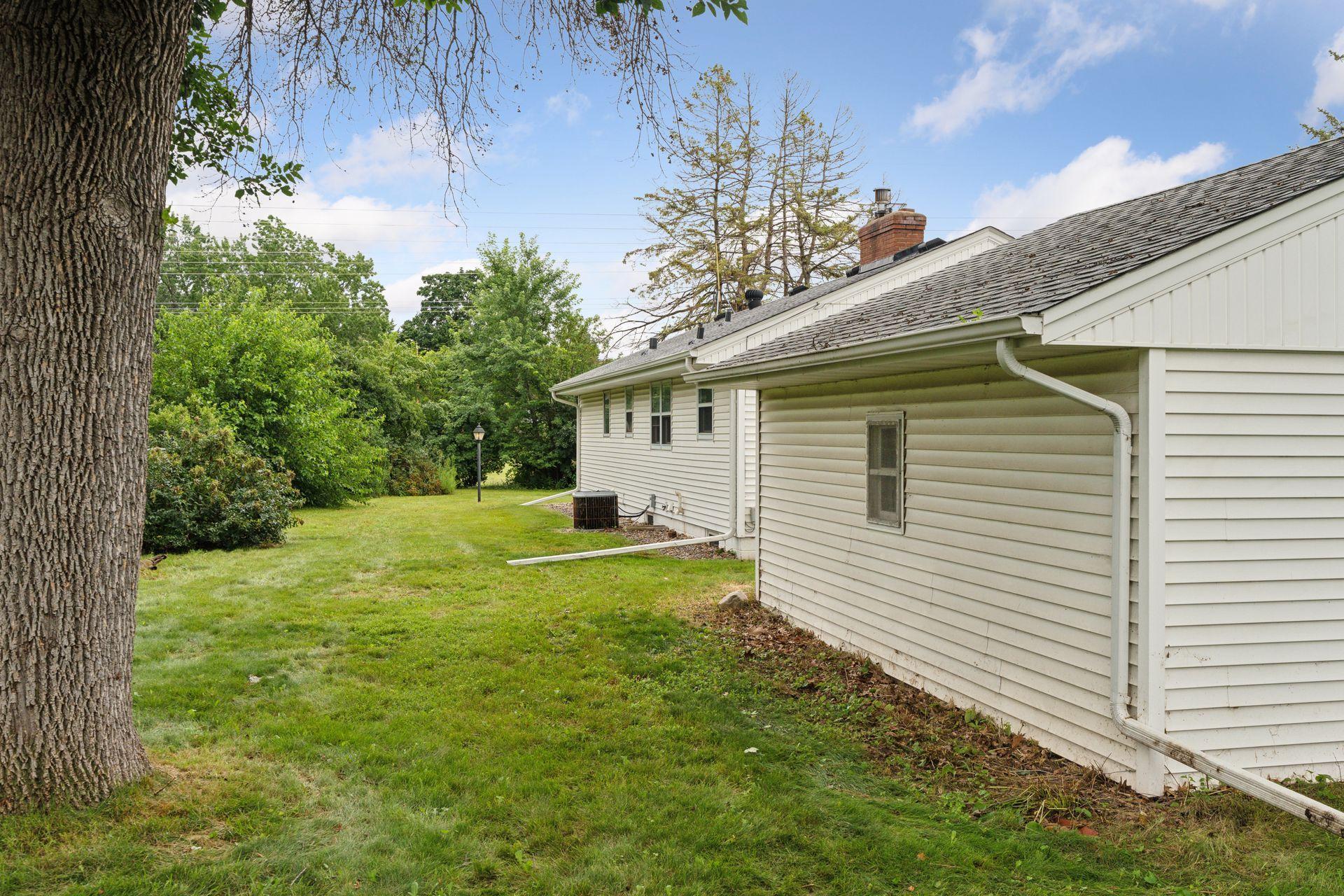 660 E 100th Street