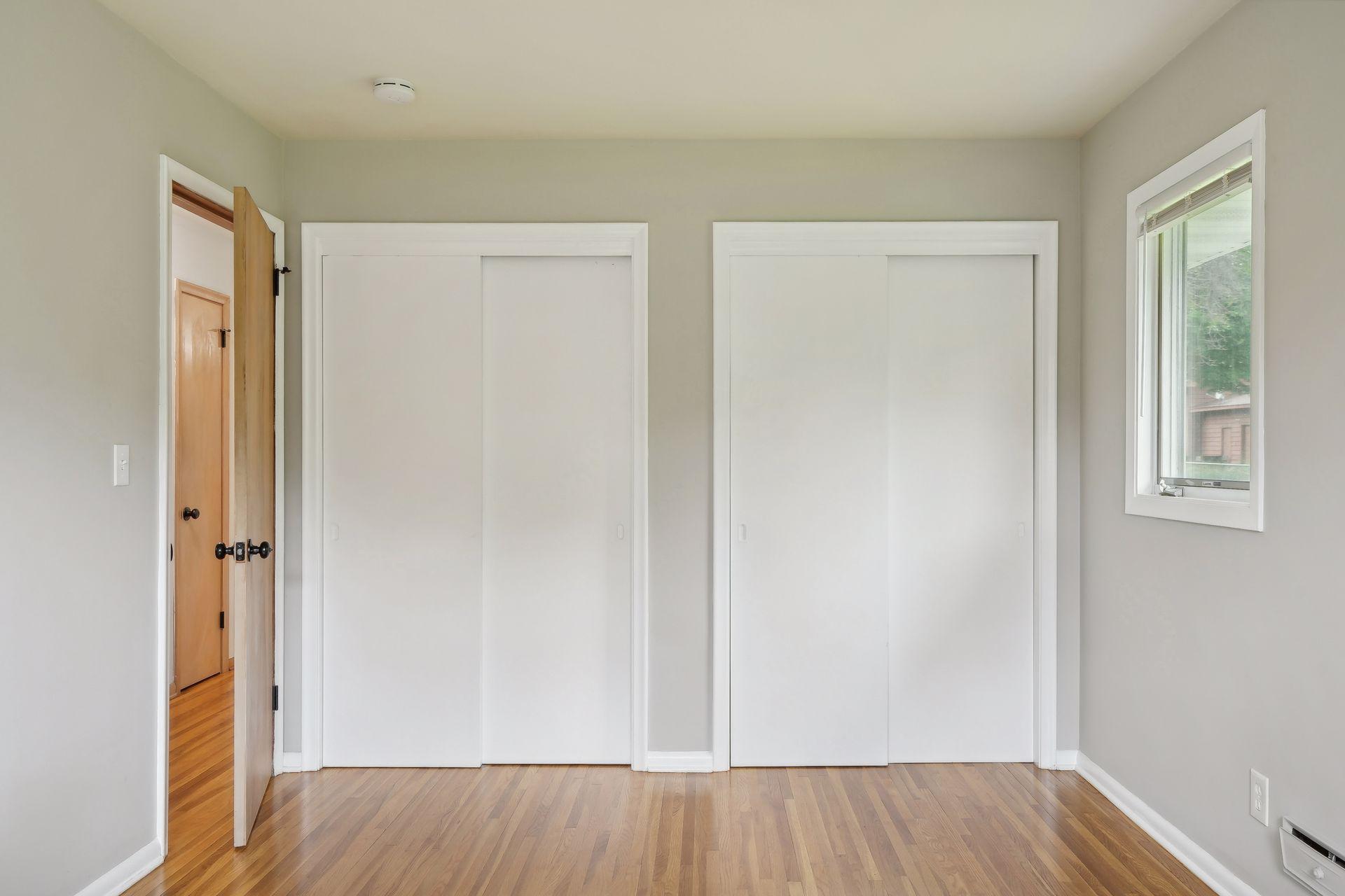 660 E 100th Street