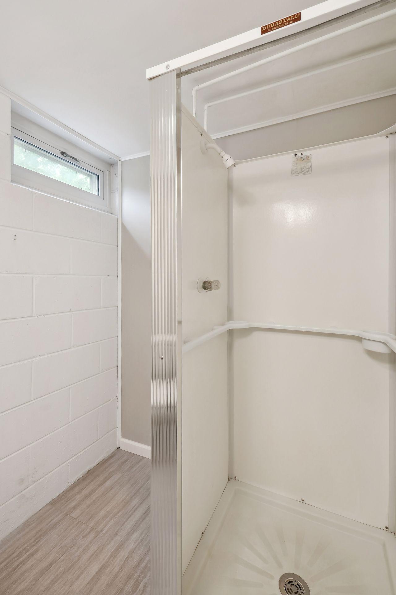 660 E 100th Street
