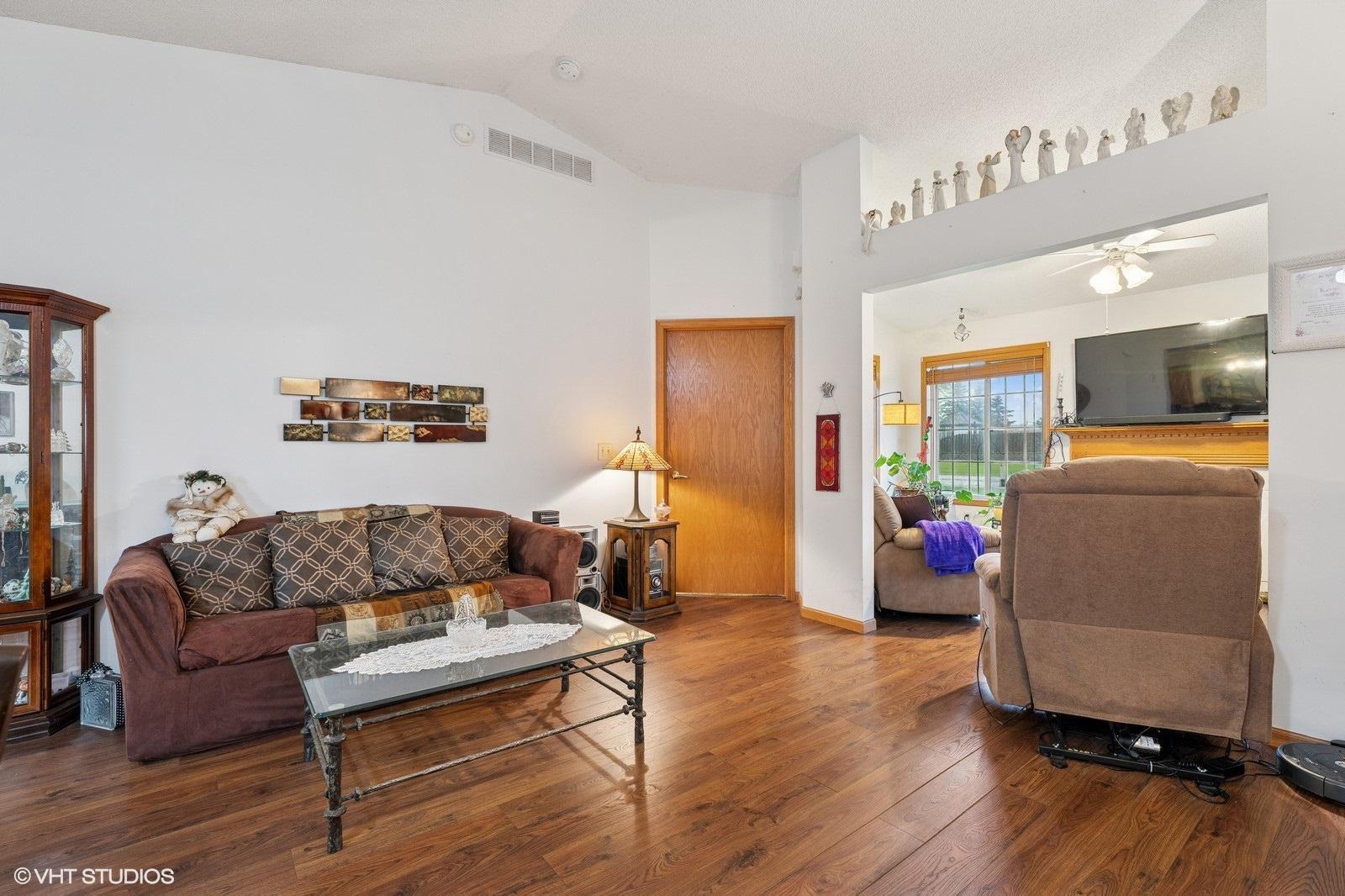 10101 Karston Cove NE
