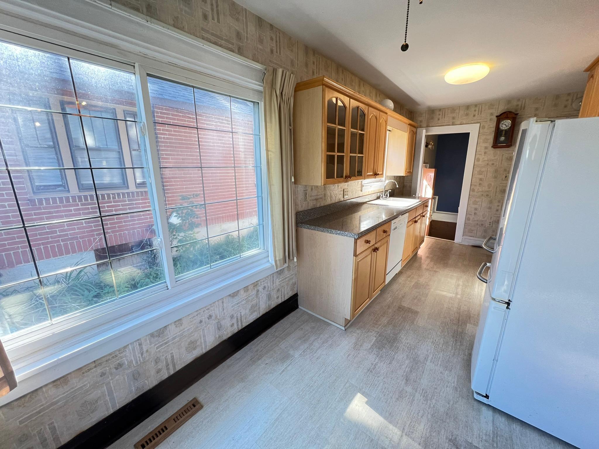 3934 Van Buren Street NE