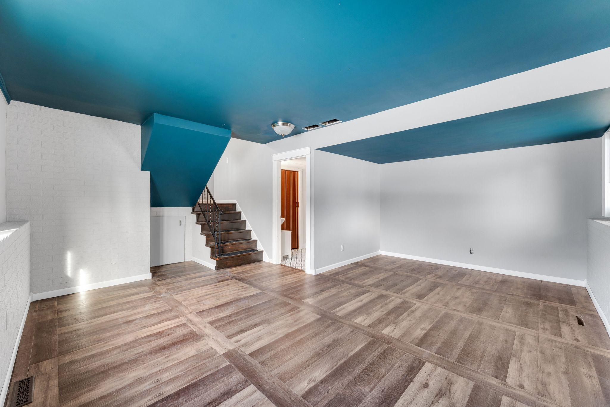 4208 W 124th Street