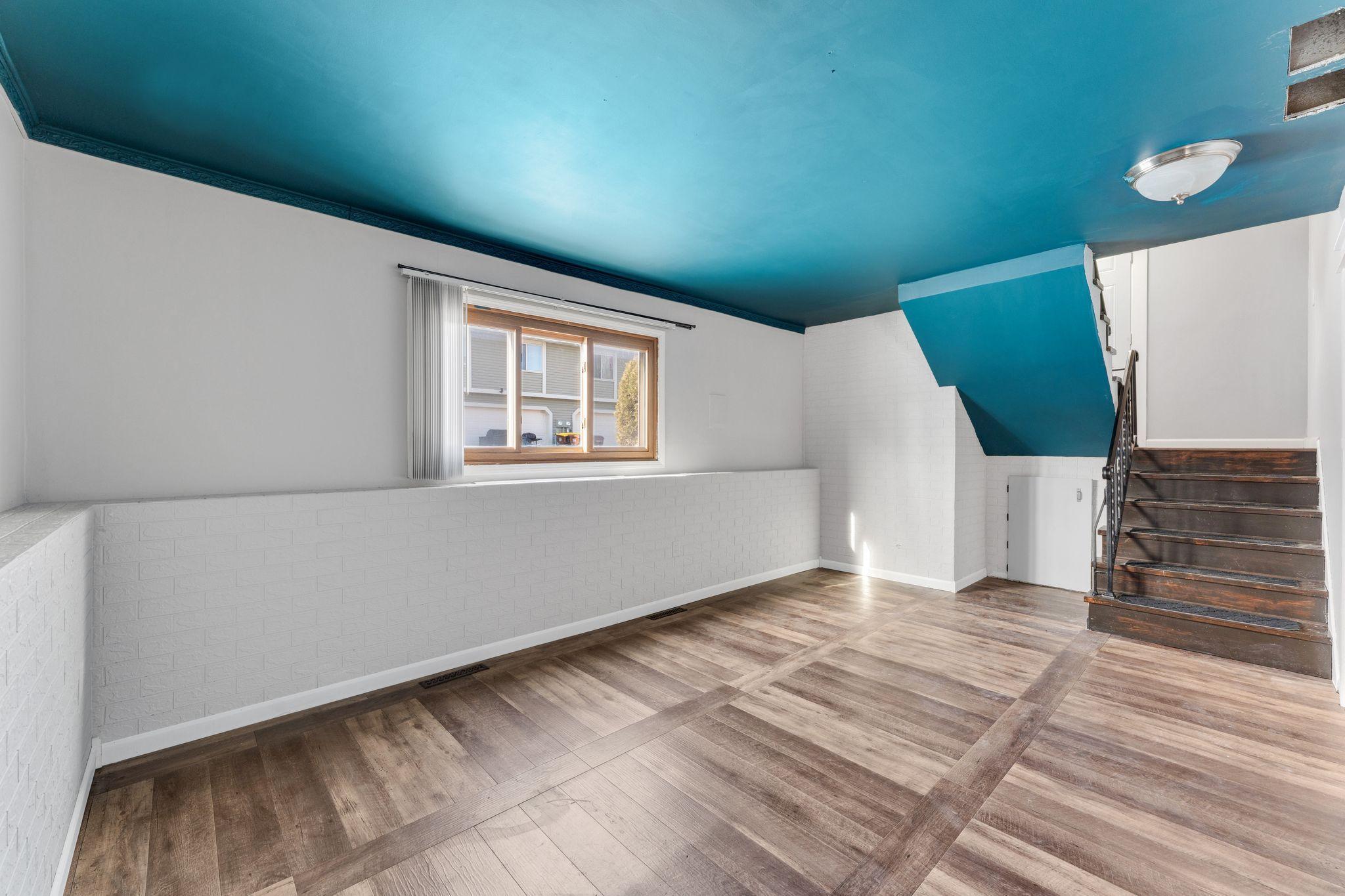 4208 W 124th Street