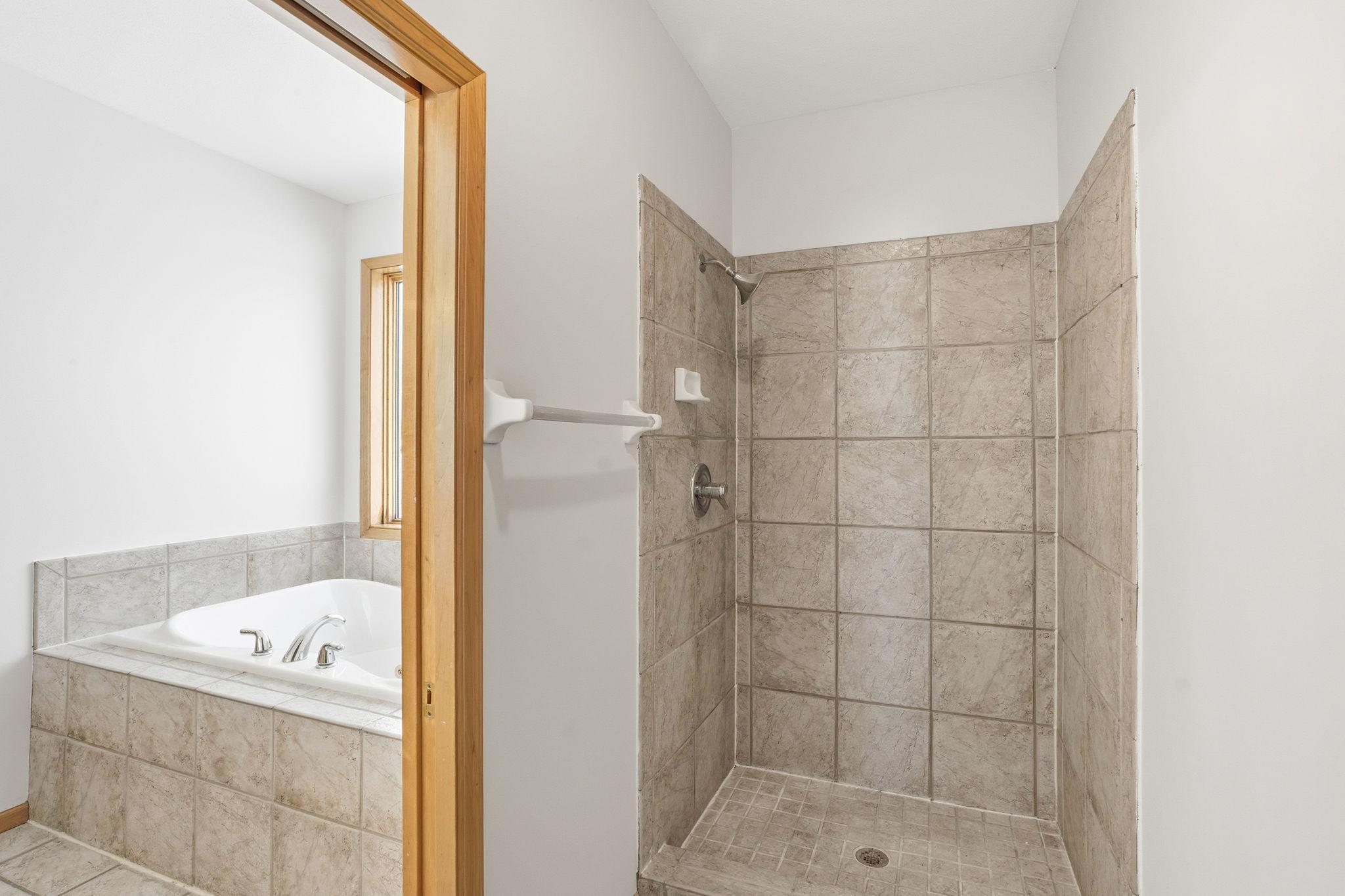 2824 87th Trail N