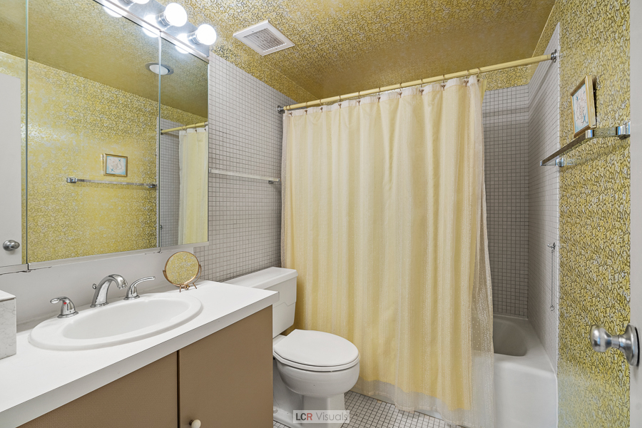 175 E Delaware Place Unit: 5411