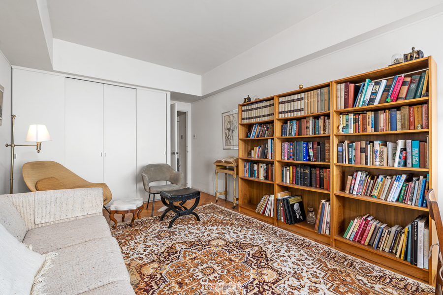 175 E Delaware Place Unit: 5411