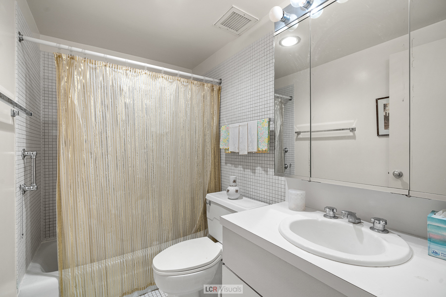 175 E Delaware Place Unit: 5411