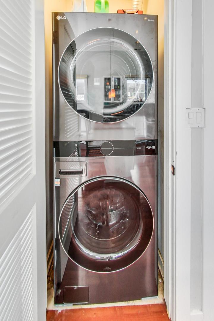 2308 W Wabansia Avenue Unit: 3E