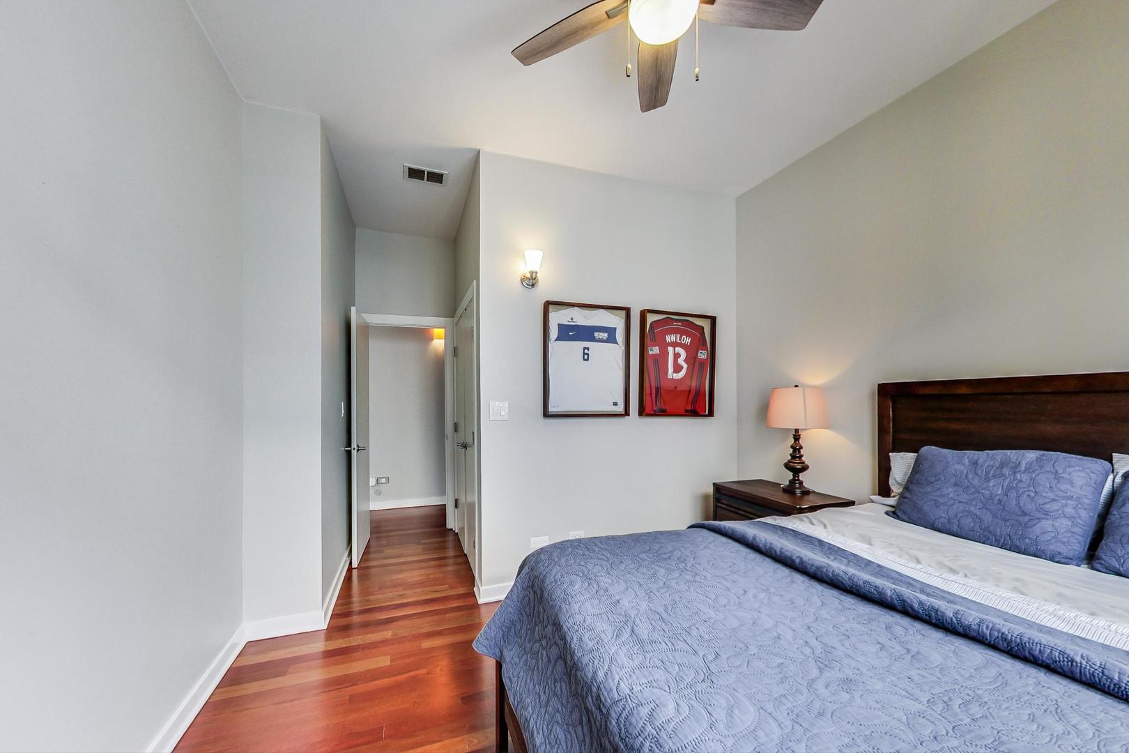 2308 W Wabansia Avenue Unit: 3E