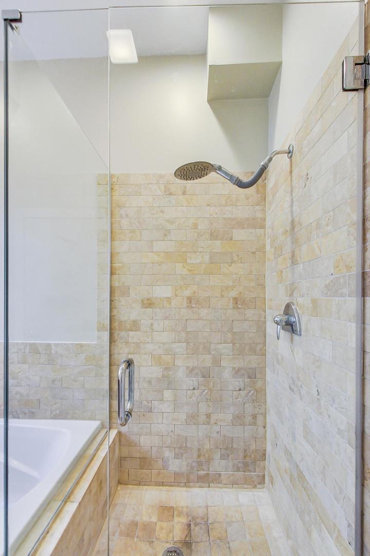 2308 W Wabansia Avenue Unit: 3E