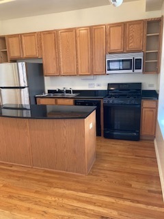 6 E Monroe Street Unit: 1404