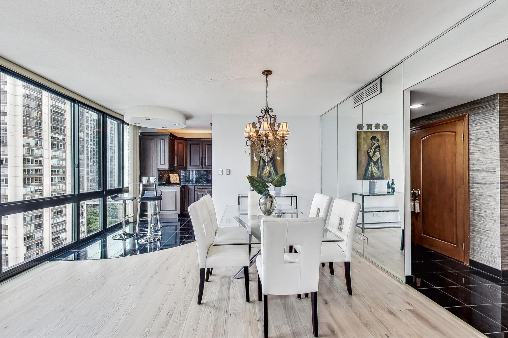 1530 N Dearborn Parkway Unit: 12S