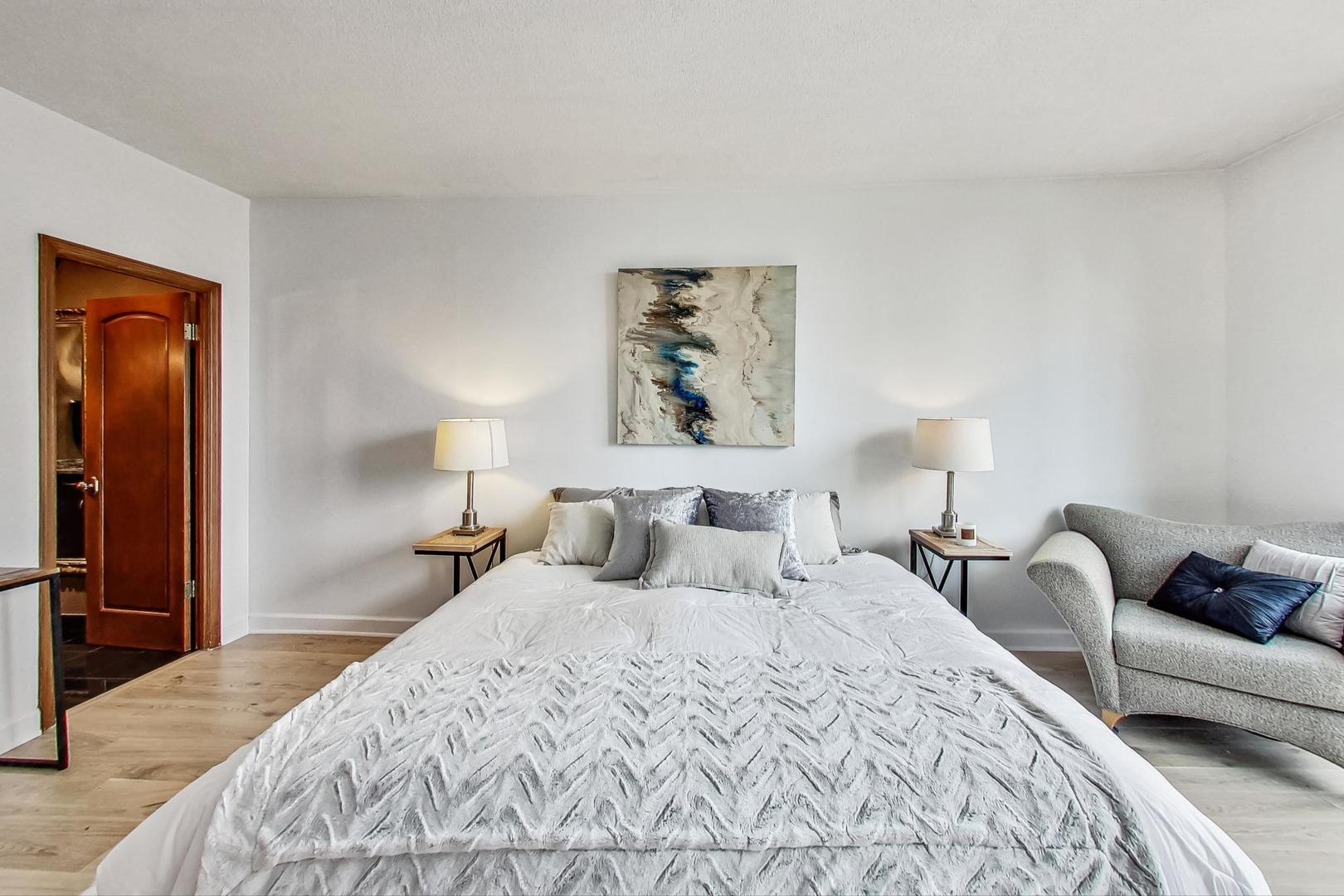 1530 N Dearborn Parkway Unit: 12S