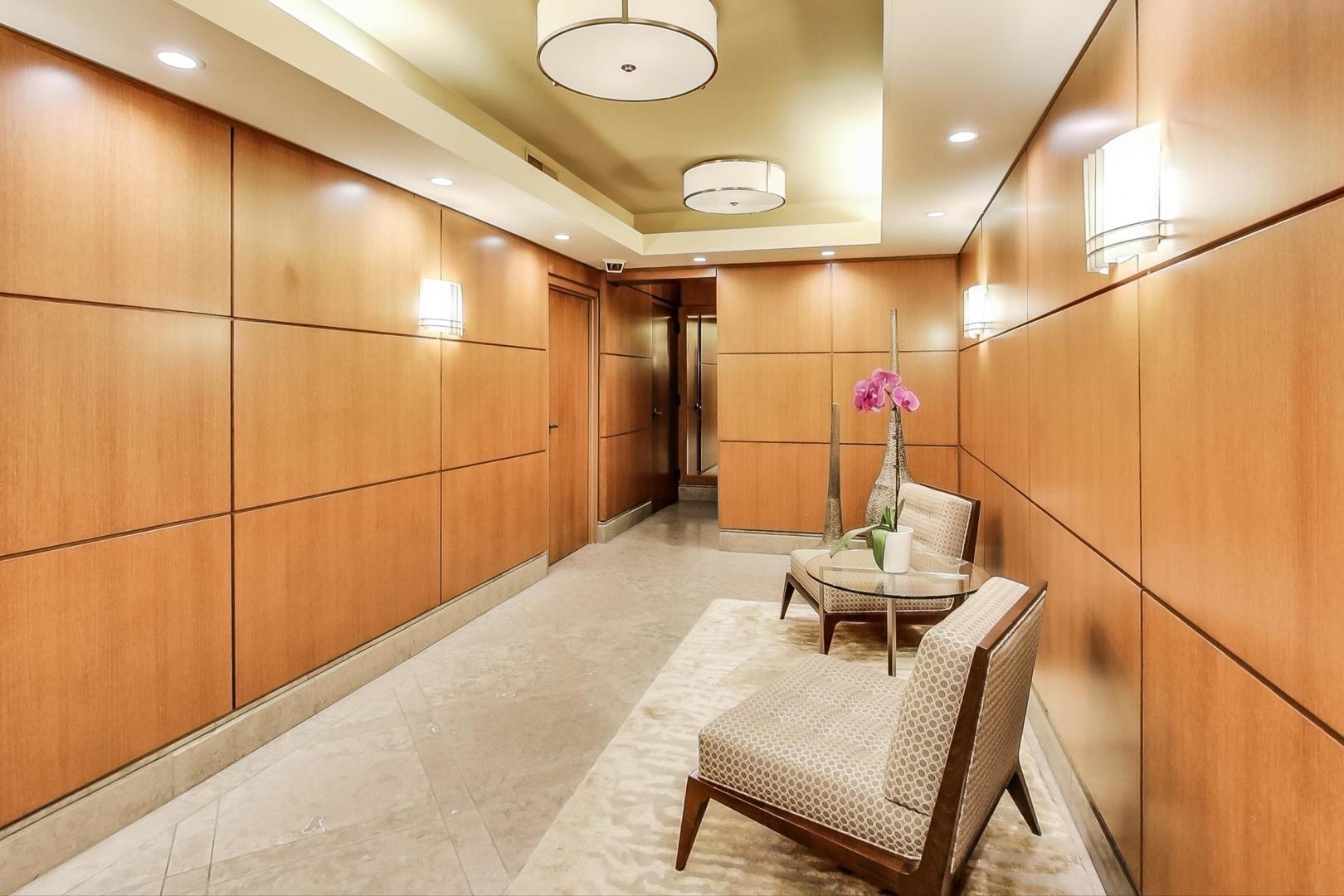 1530 N Dearborn Parkway Unit: 12S