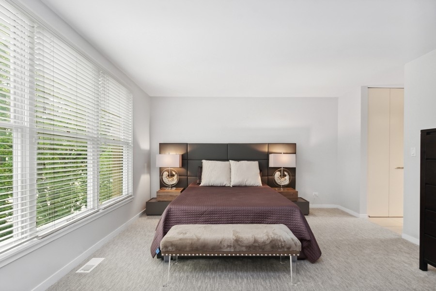 1610 N Mohawk Street Unit: D