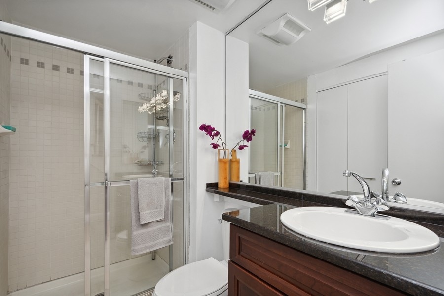 1610 N Mohawk Street Unit: D