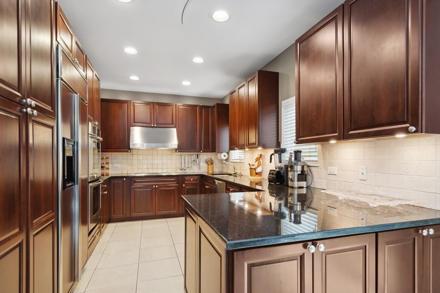 1610 N Mohawk Street Unit: D