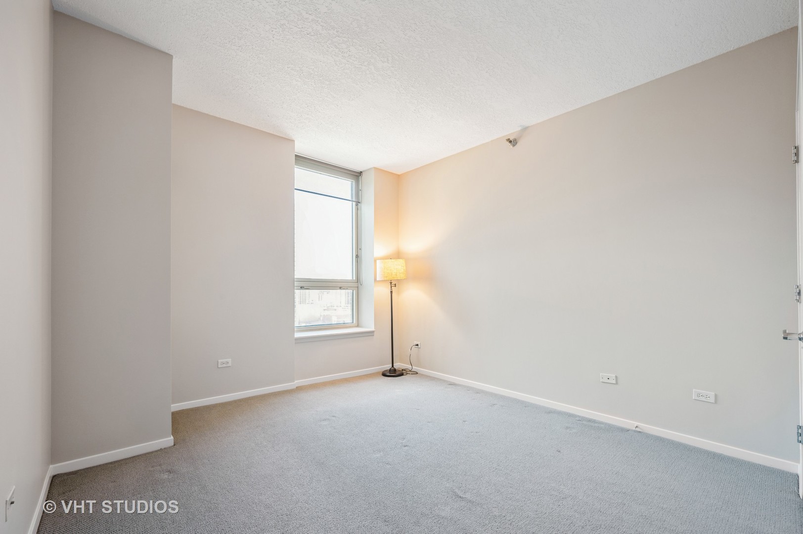 600 N Kingsbury Street Unit: 1614