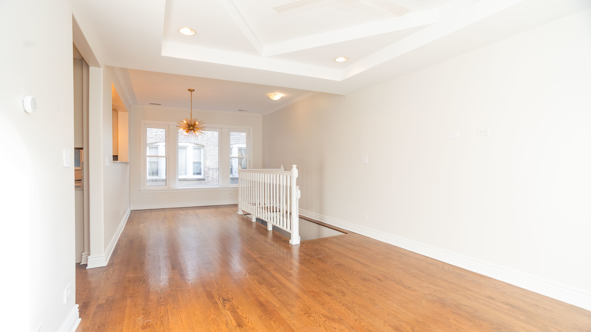 7029 N GREENVIEW Avenue Unit: 1S