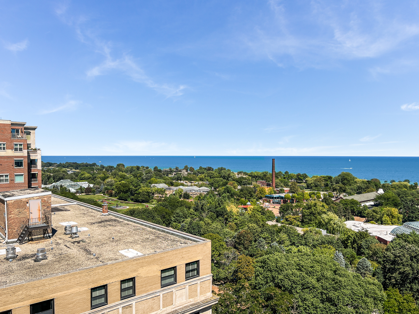 2000 N Lincoln Park West Unit: 1503