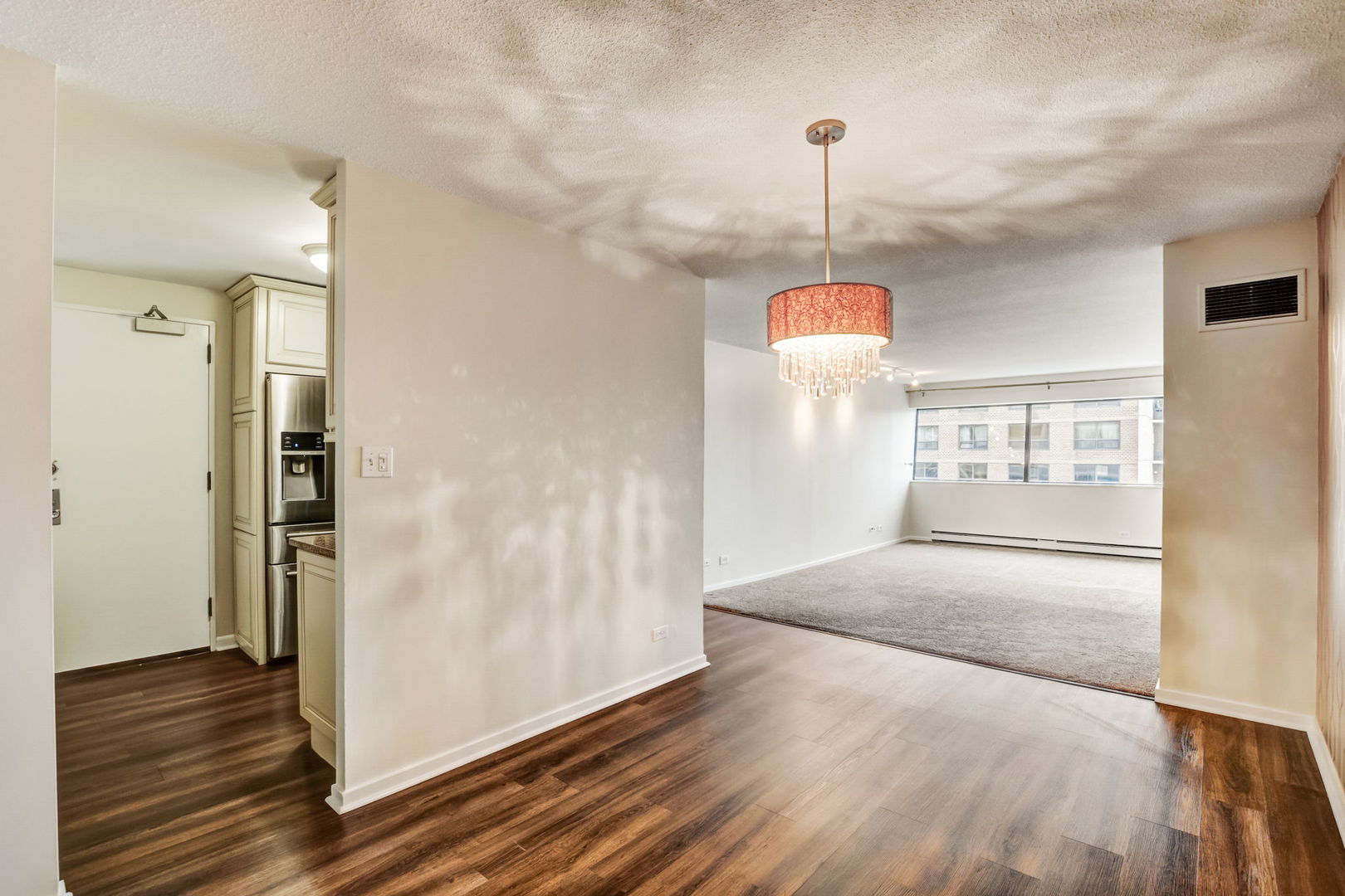 1415 N Dearborn Street Unit: 21B