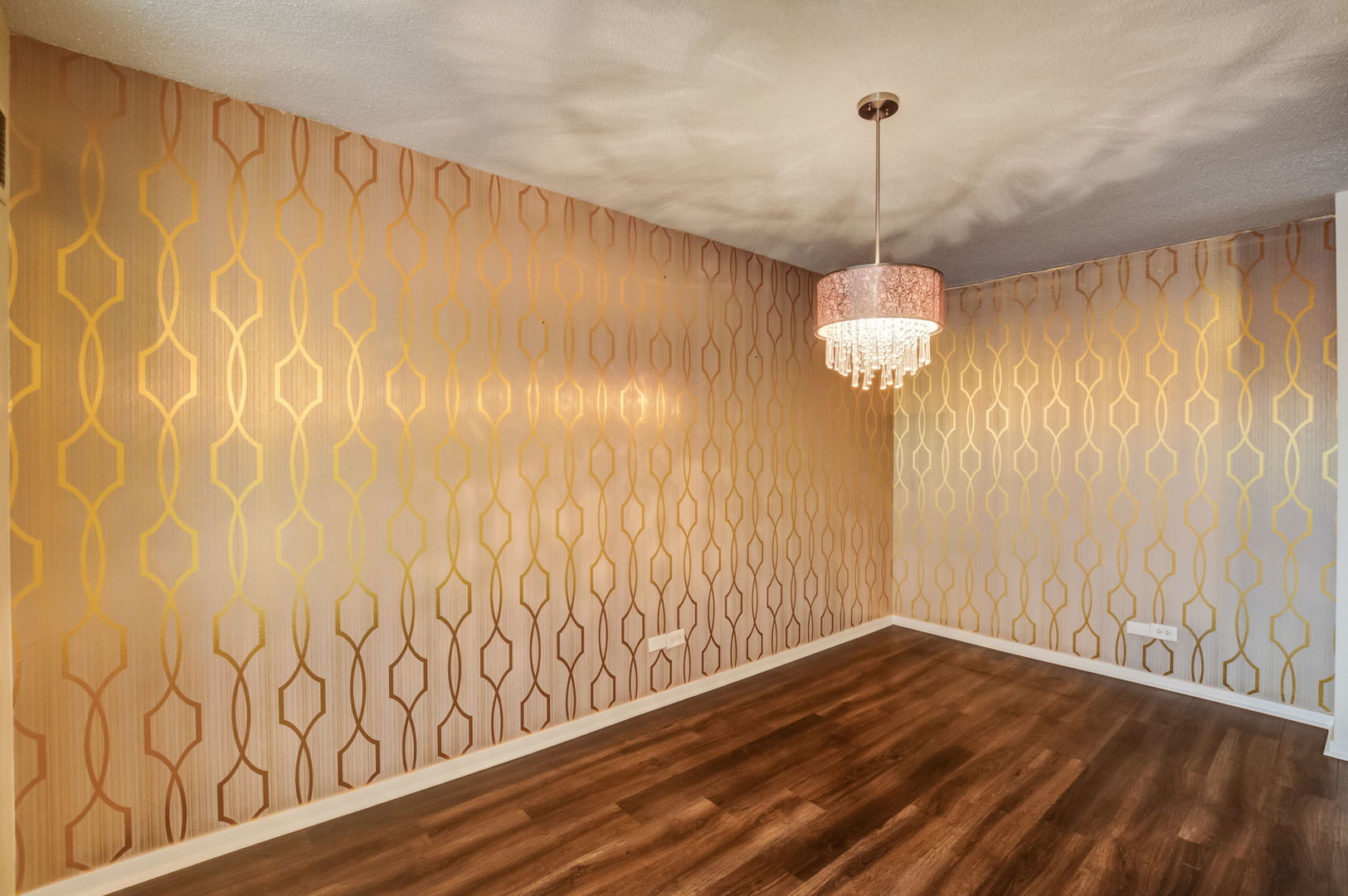 1415 N Dearborn Street Unit: 21B