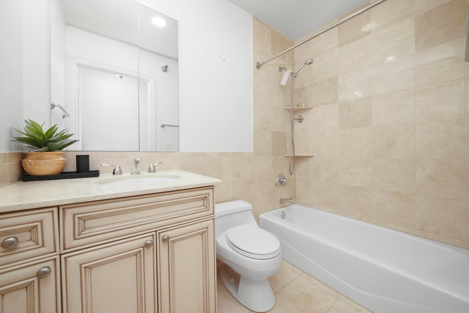 55 E Erie Street Unit: 1501