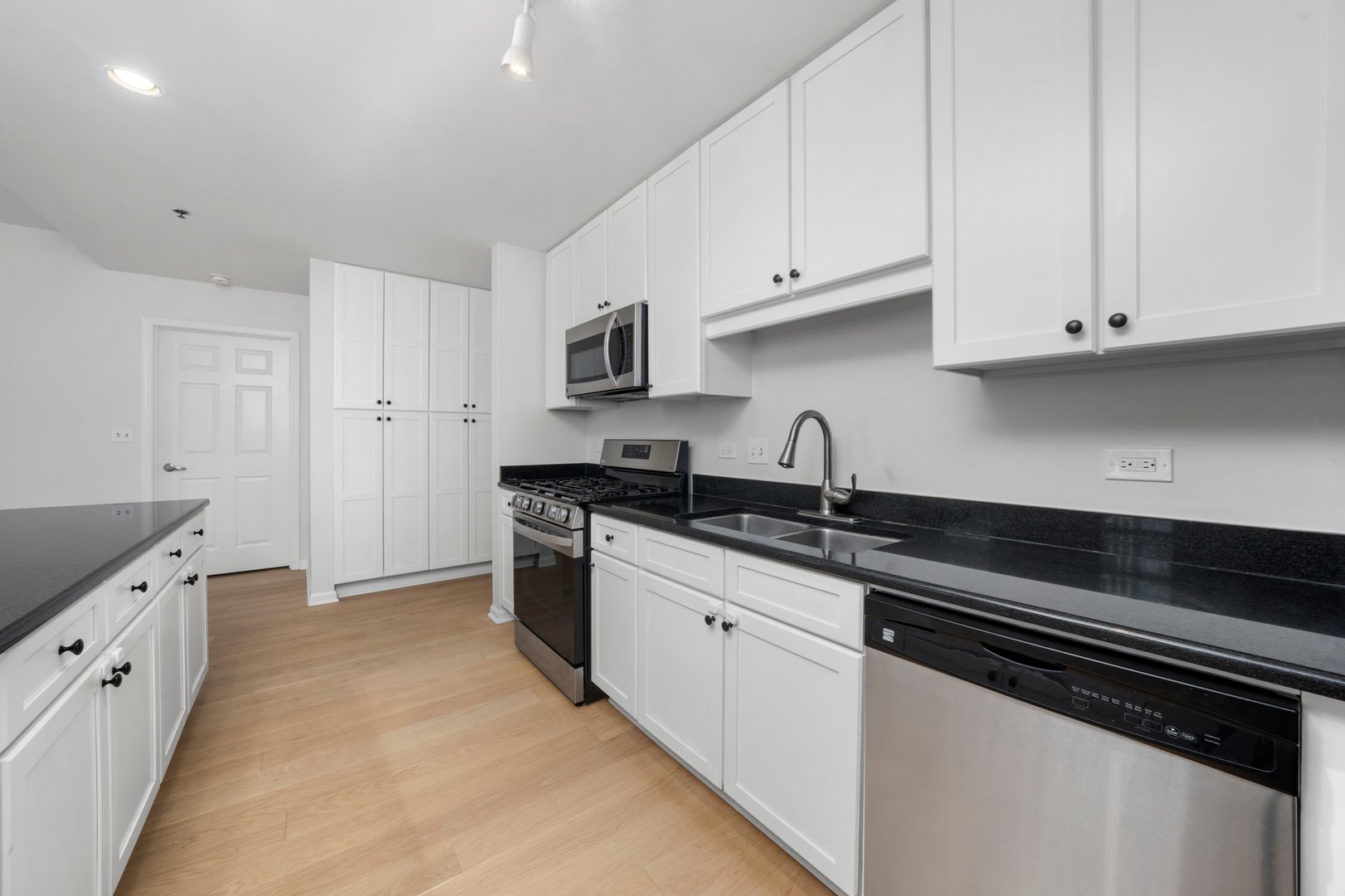 1255 S State Street Unit: 1703