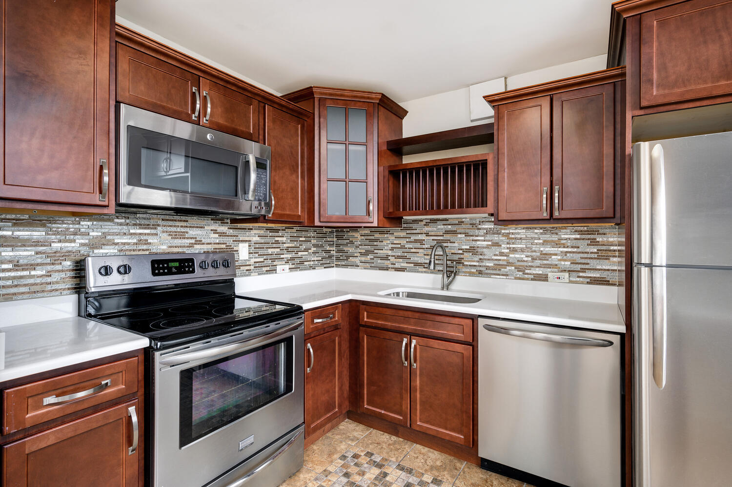 33 W DELAWARE Place Unit: 12K