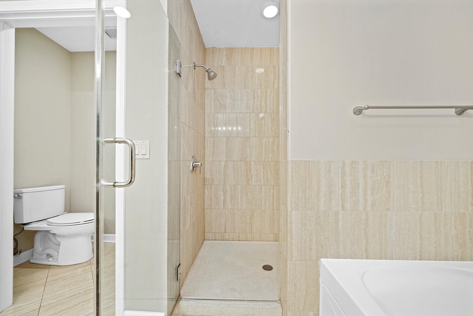 1335 S PRAIRIE Avenue Unit: 1201