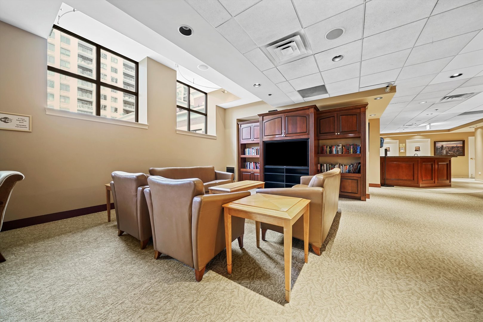 1335 S PRAIRIE Avenue Unit: 1201