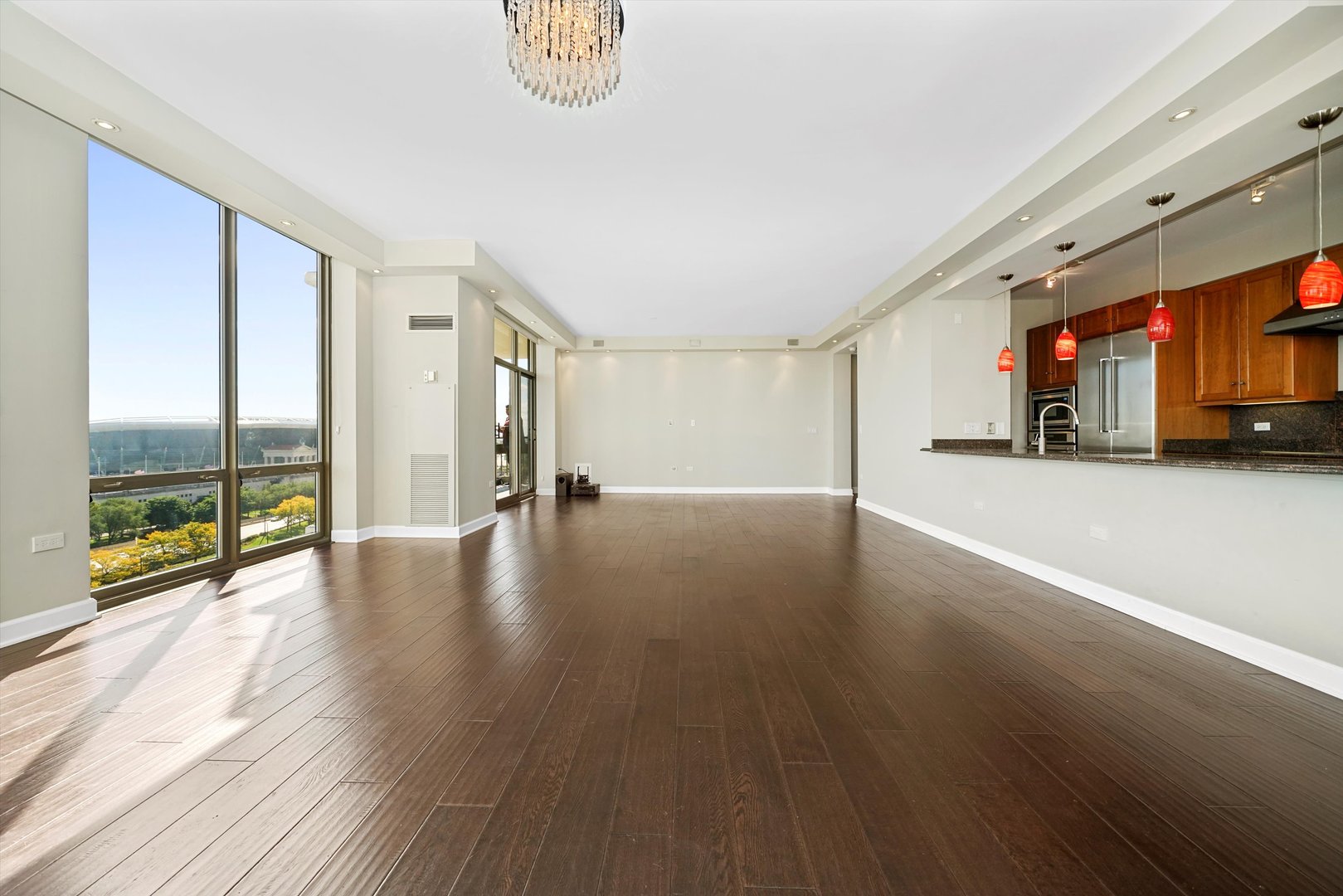 1335 S PRAIRIE Avenue Unit: 1201