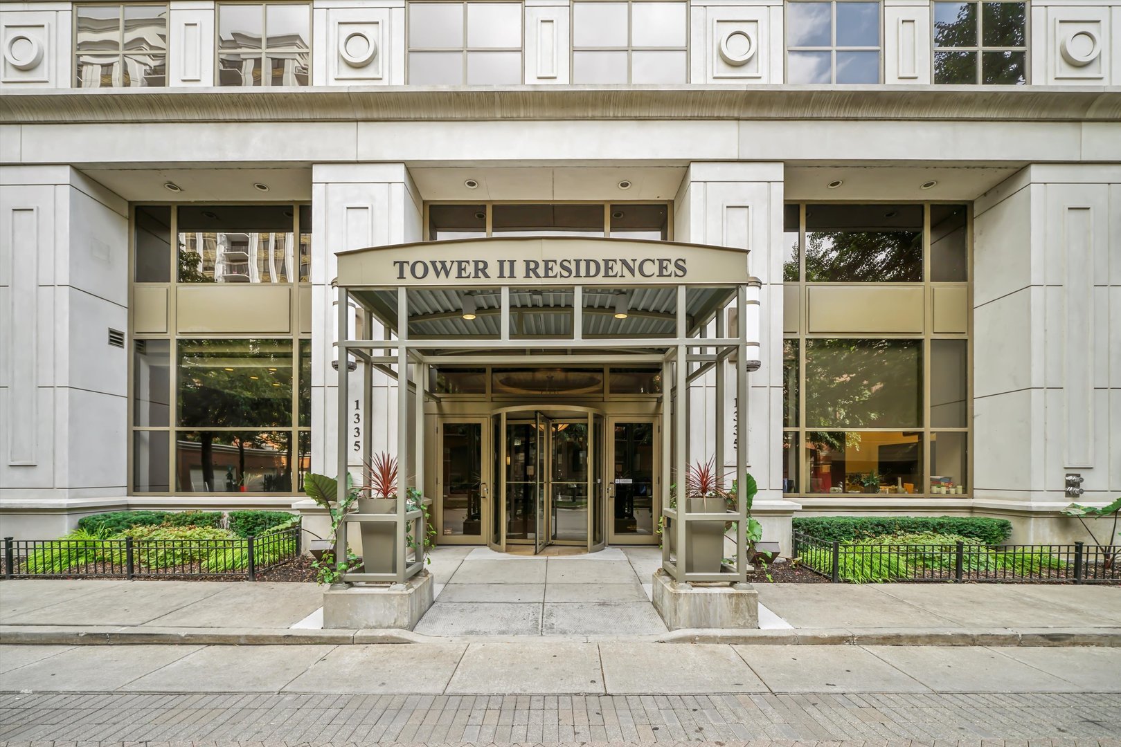 1335 S PRAIRIE Avenue Unit: 1201