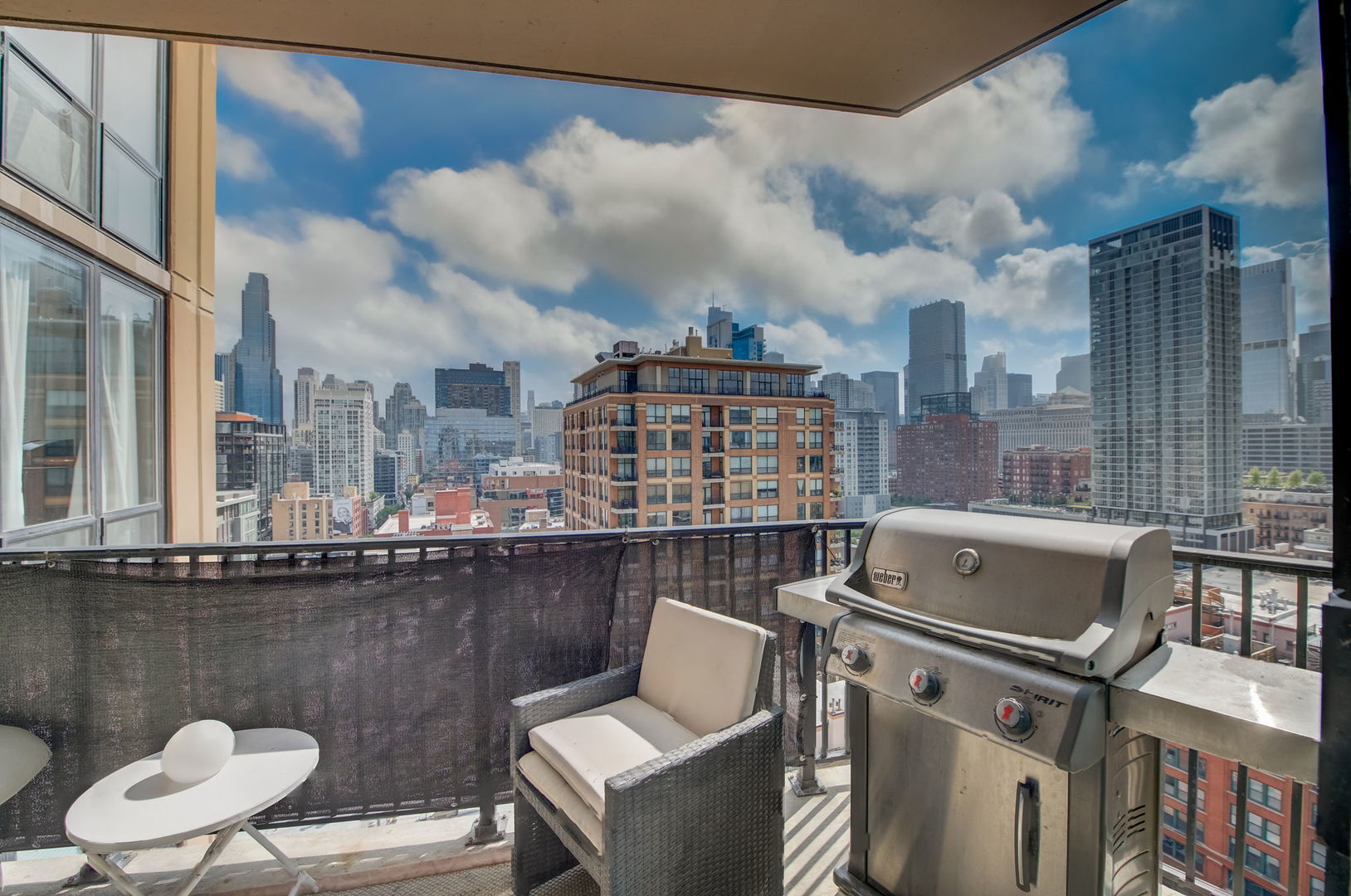 435 W Erie Street Unit: 1701