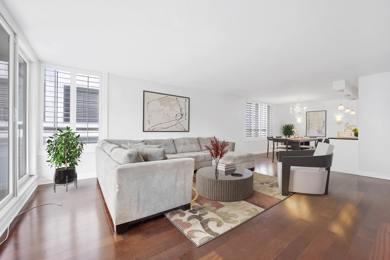 201 E Chestnut Street Unit: 19B