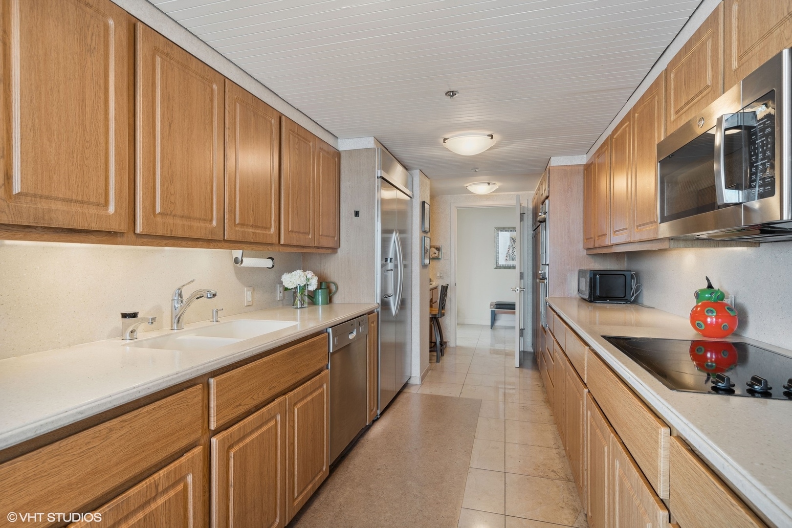 161 E CHICAGO Avenue Unit: 39B