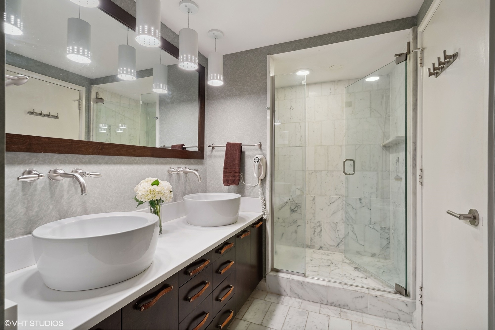 161 E CHICAGO Avenue Unit: 39B