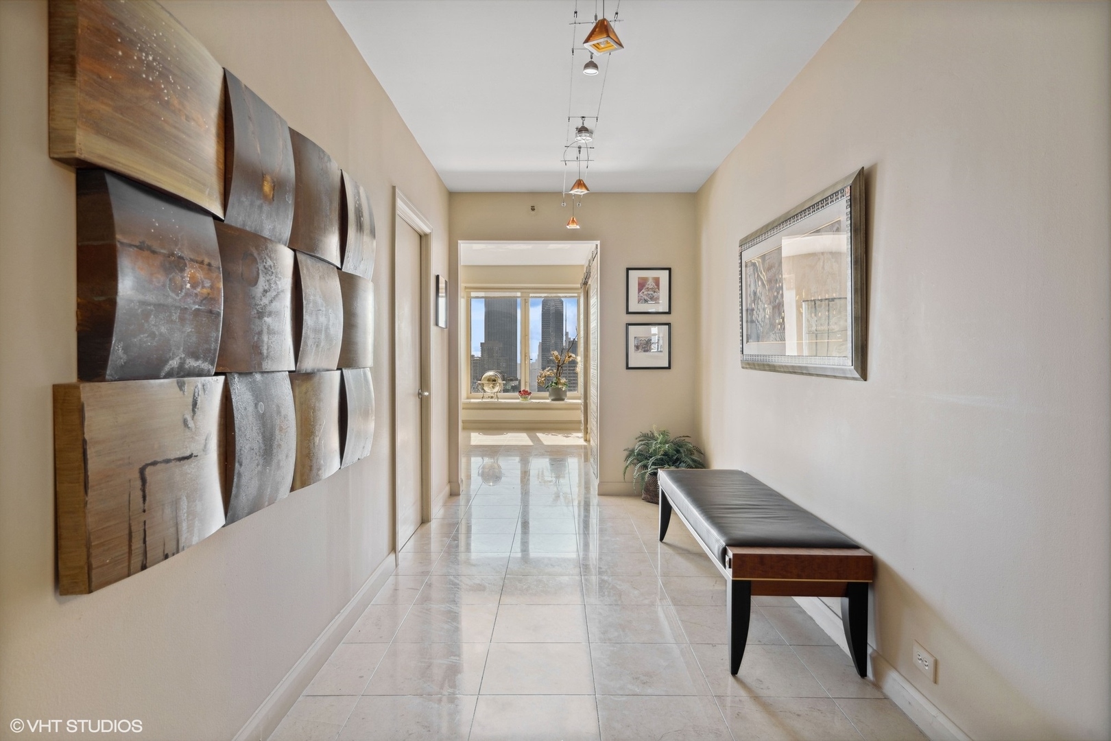 161 E CHICAGO Avenue Unit: 39B