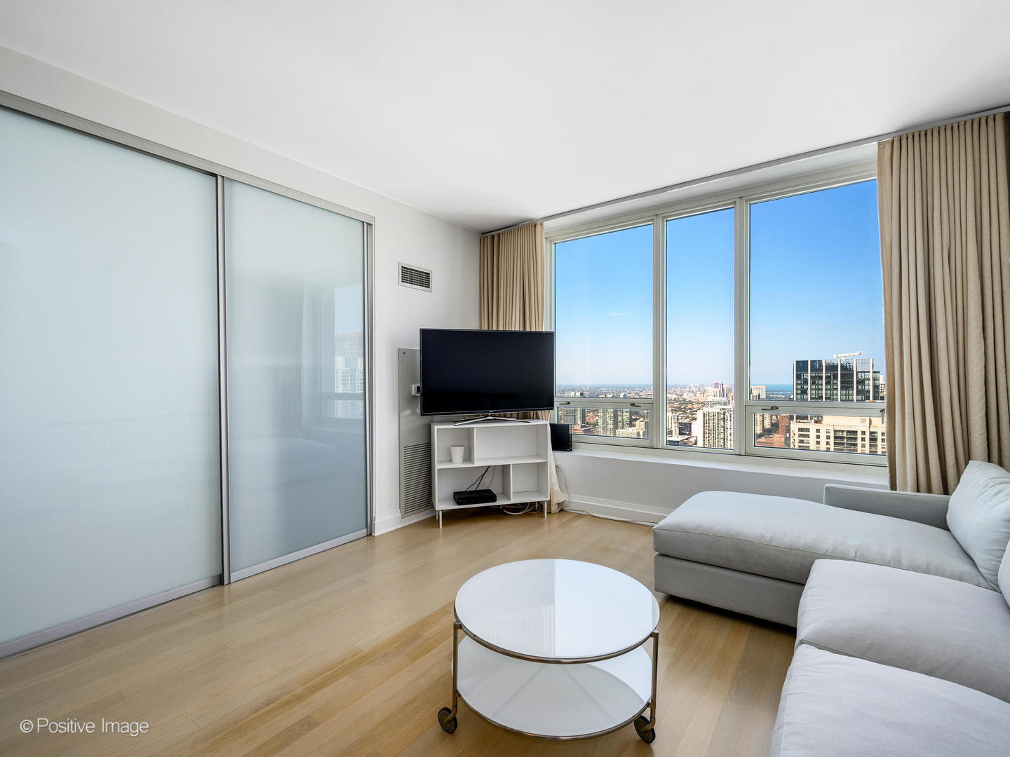 33 W Ontario Street Unit: 57G