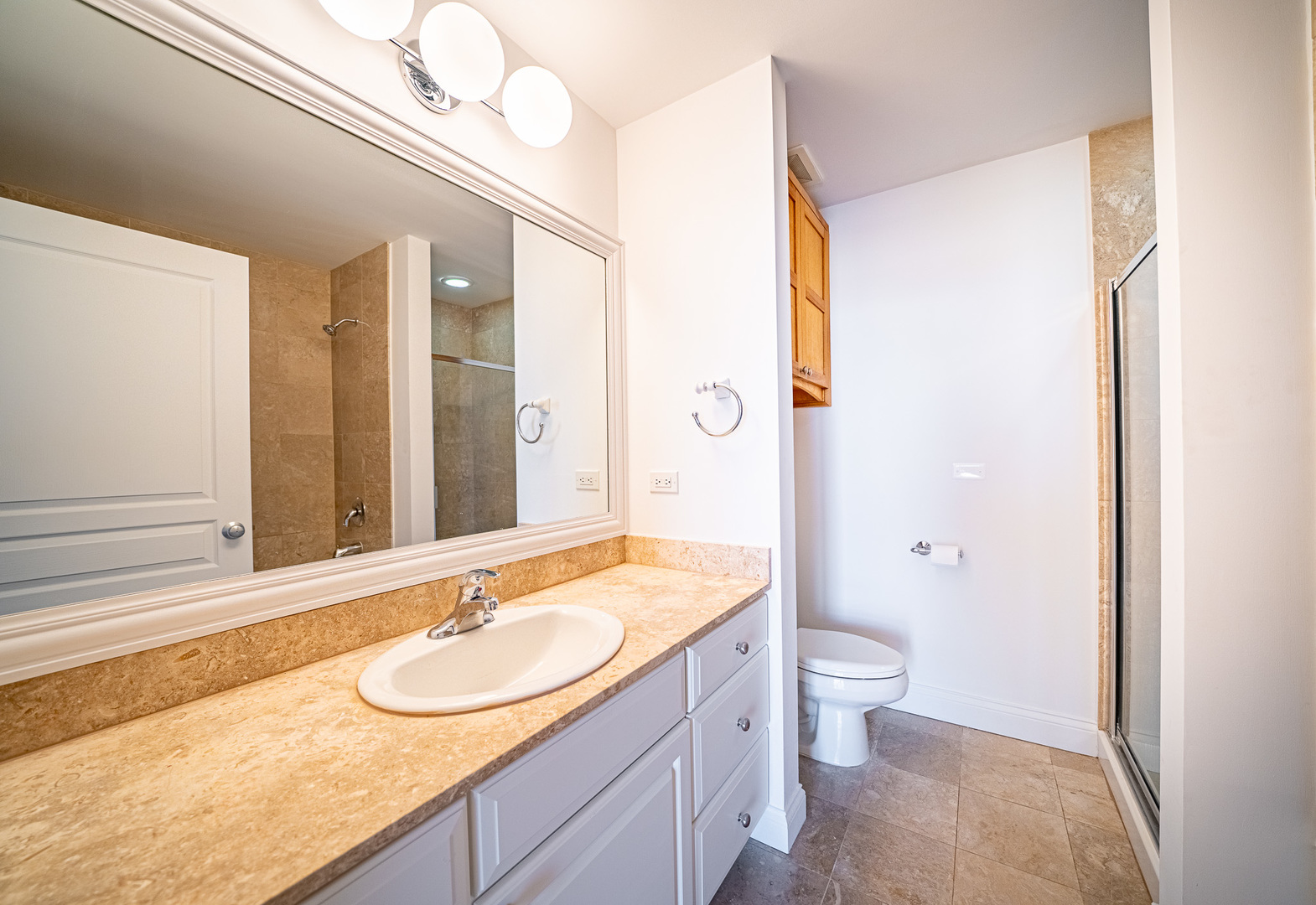 4020 N Damen Avenue Unit: 405