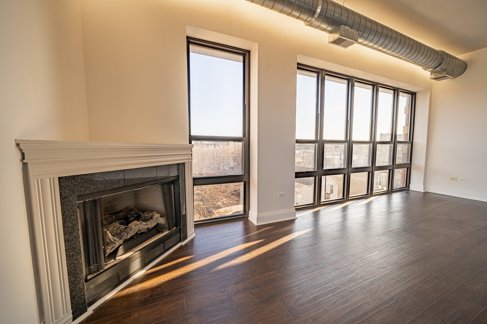 4020 N Damen Avenue Unit: 405
