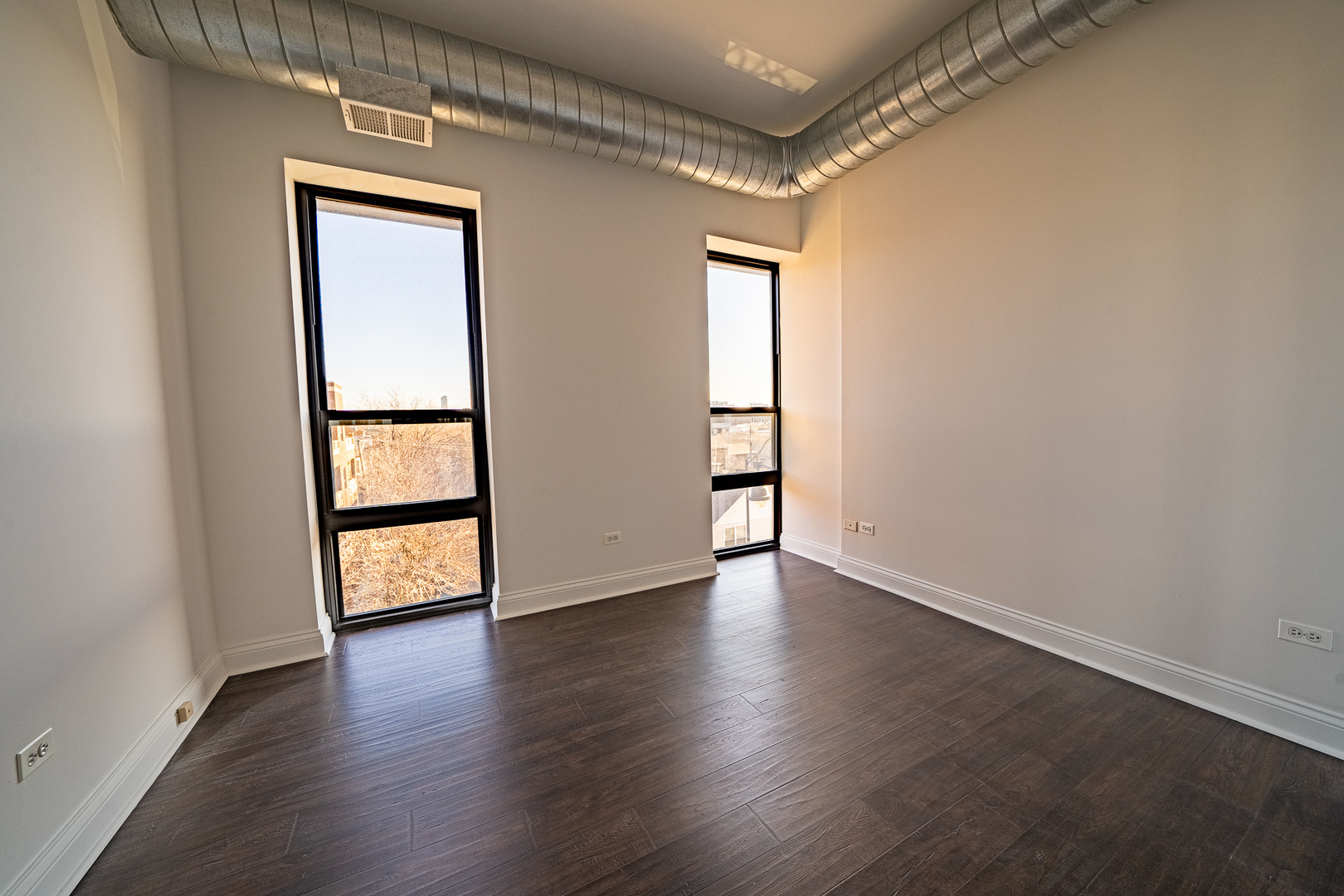 4020 N Damen Avenue Unit: 405