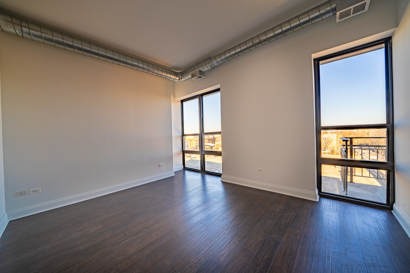 4020 N Damen Avenue Unit: 405