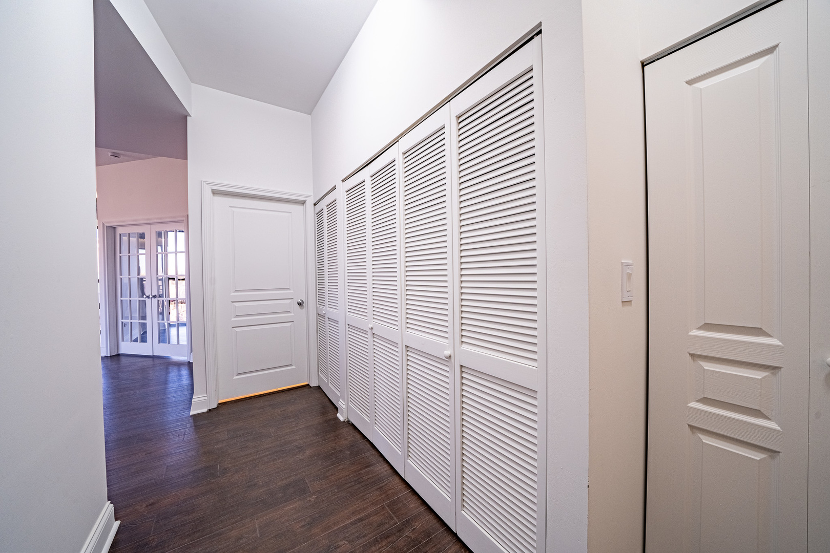 4020 N Damen Avenue Unit: 405