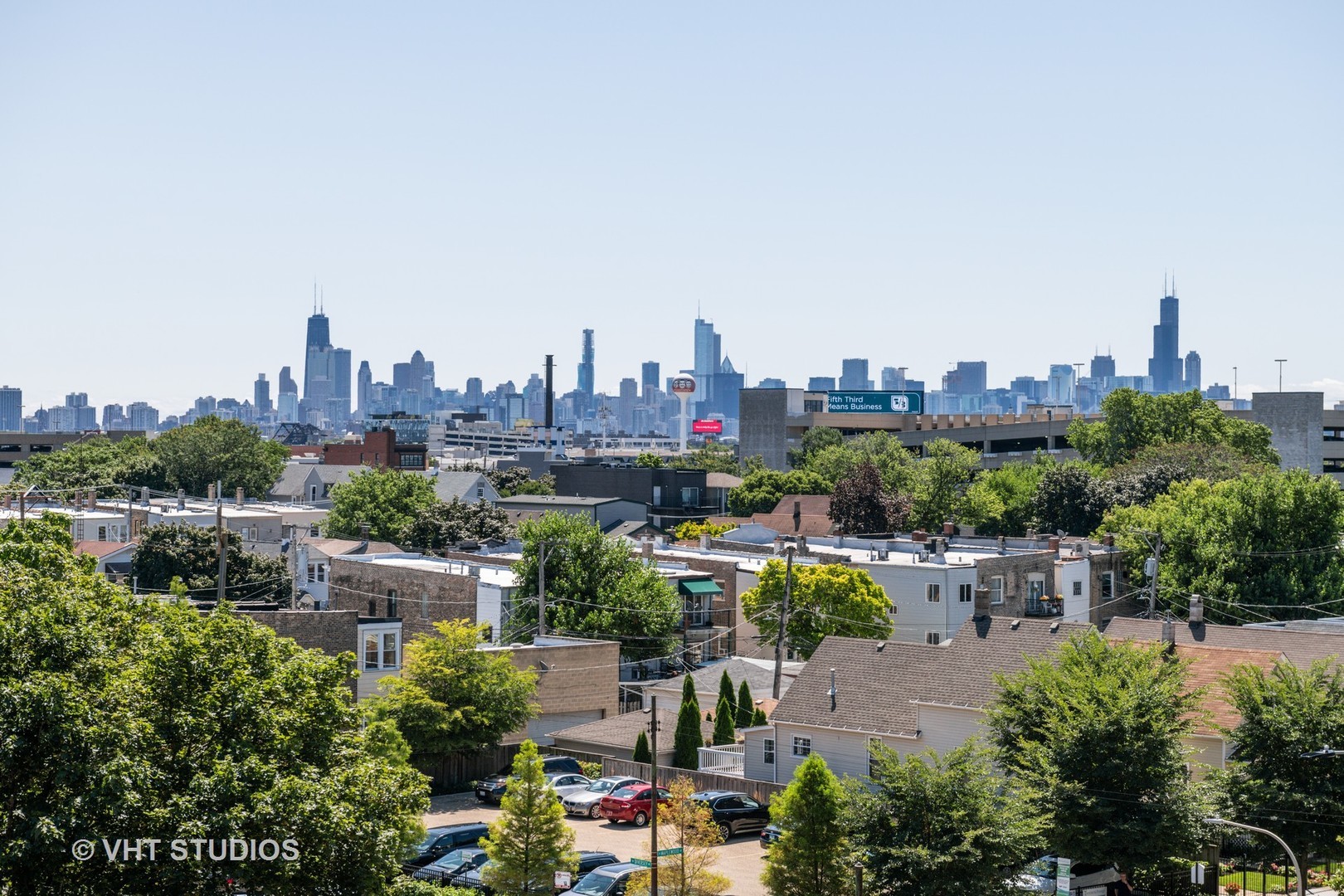 2540 W Diversey Avenue Unit: 202