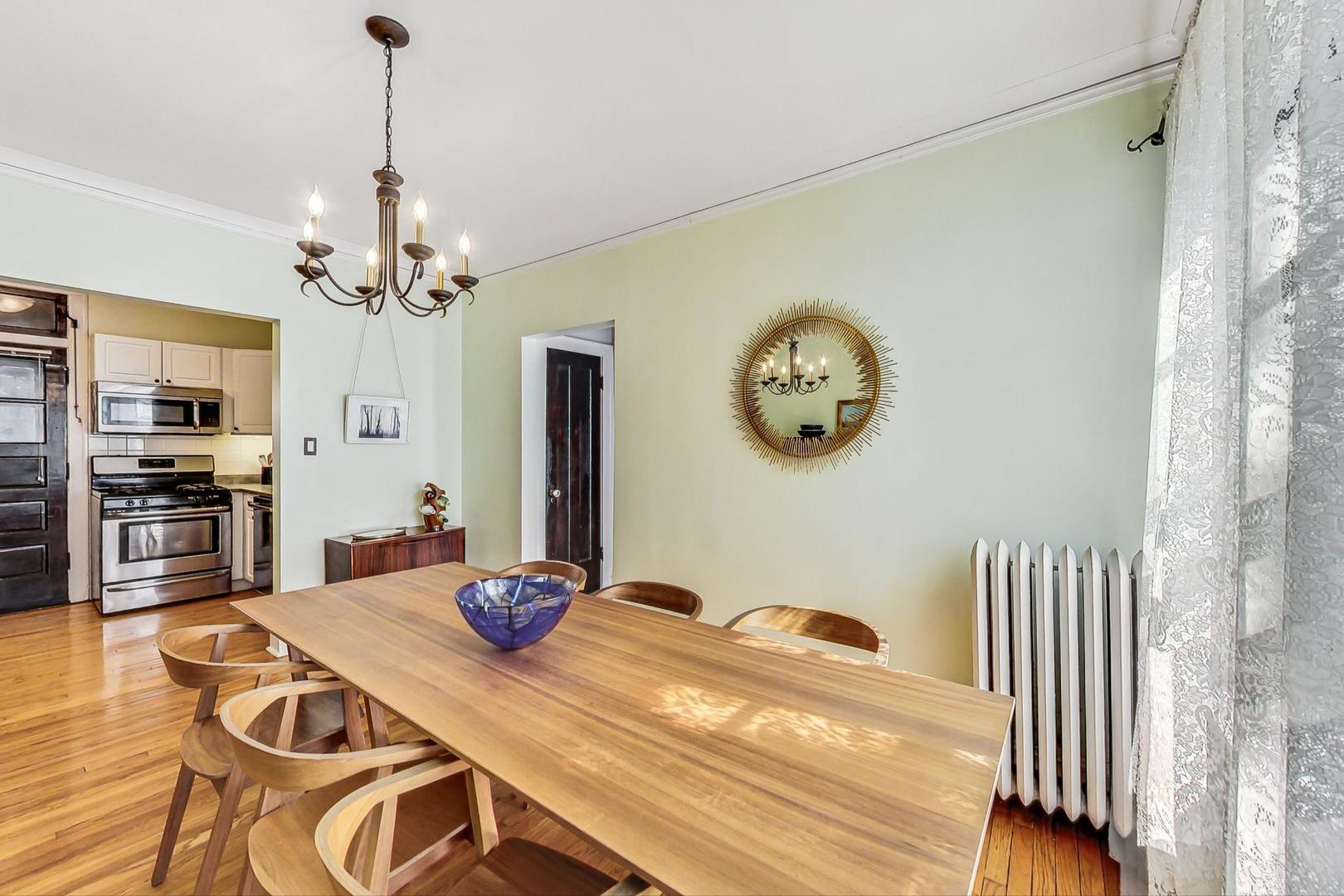 5030 N Leavitt Street Unit: 1
