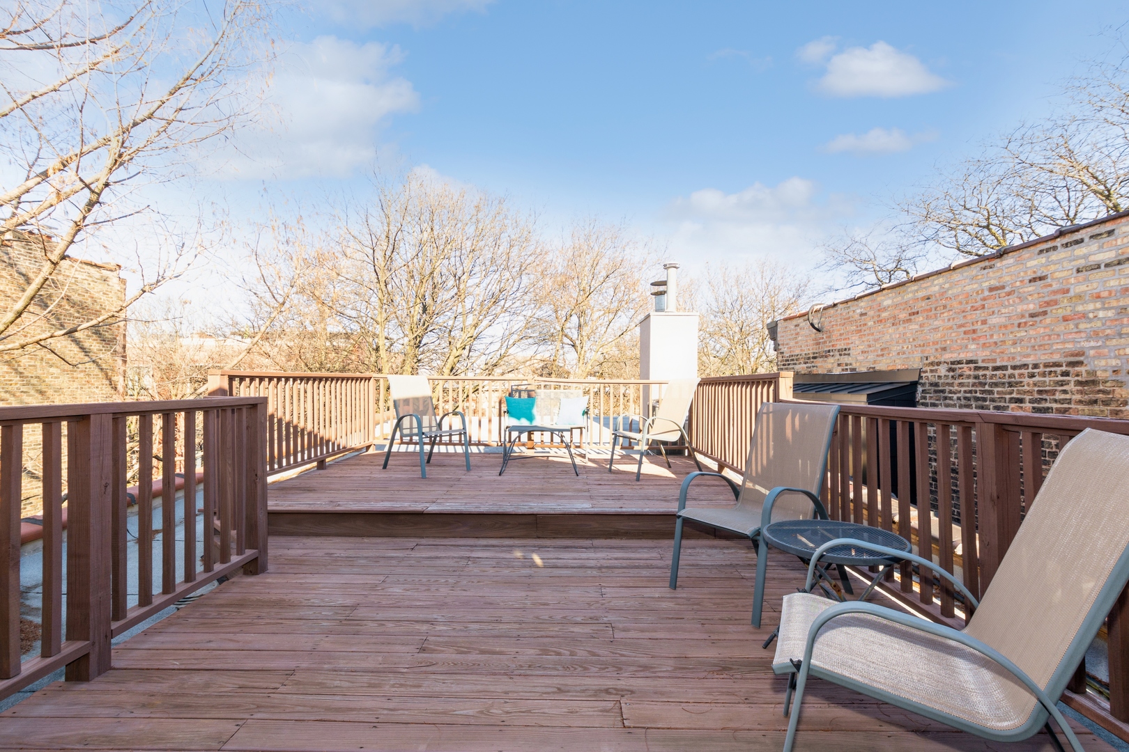 903 W WEBSTER Avenue