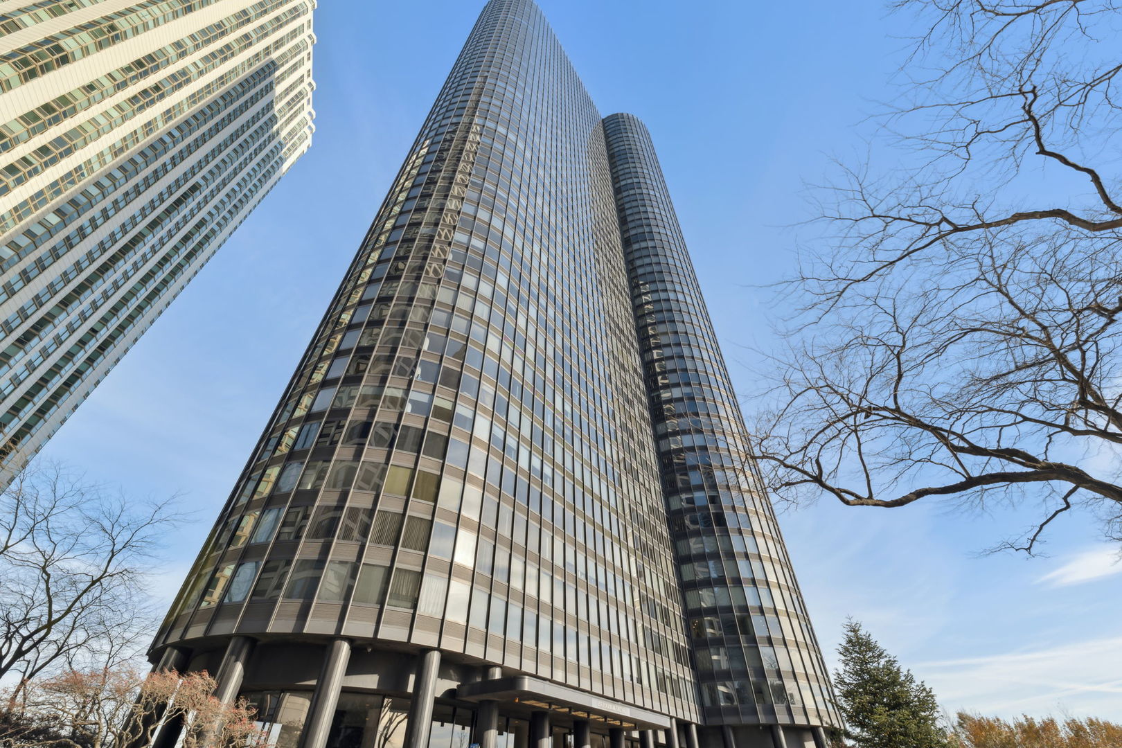 155 N Harbor Drive Unit: 5405