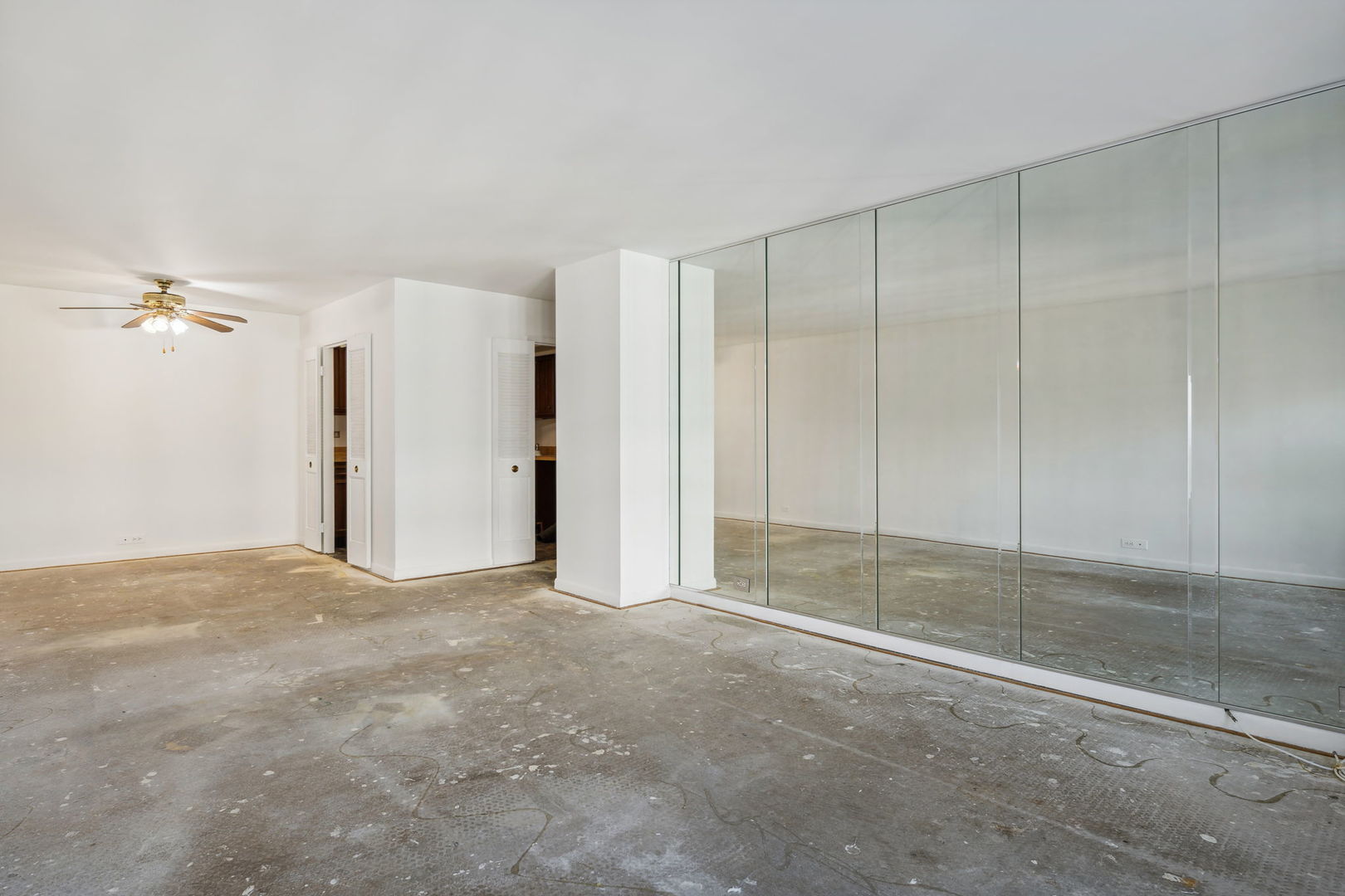 155 N Harbor Drive Unit: 5405